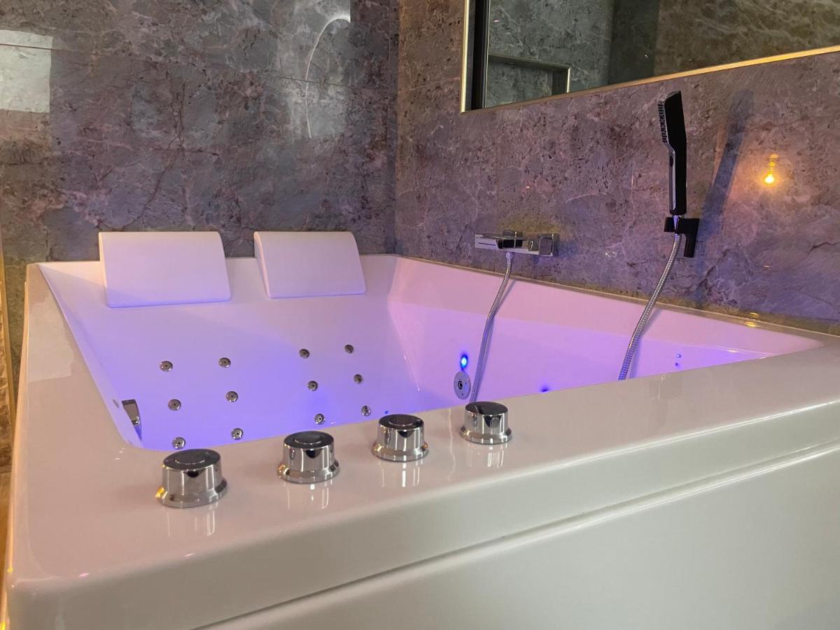 Les Jardins Secrets - Gare & Centre By Apparts Spa Dijon Ngoại thất bức ảnh